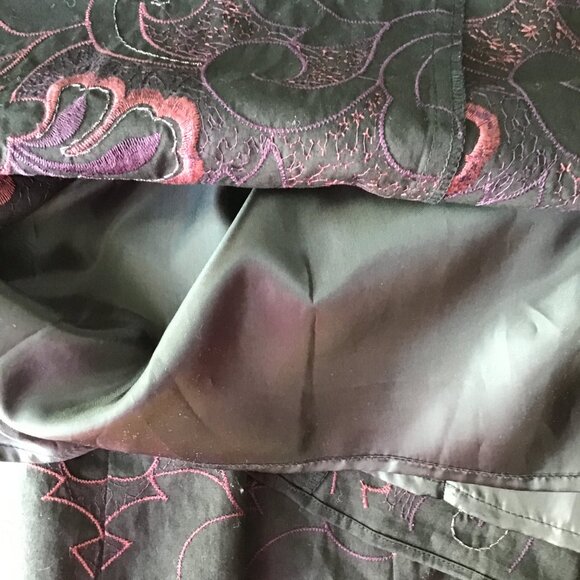Axcess by Liz Claiborne Black Embroidered Skirt Sz 14 - Picture 7 of 10